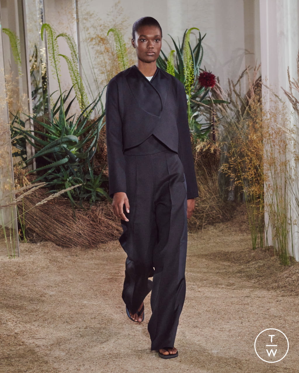 Fashion Week Paris Resort 2019 look 48 from the Hermès collection womenswear