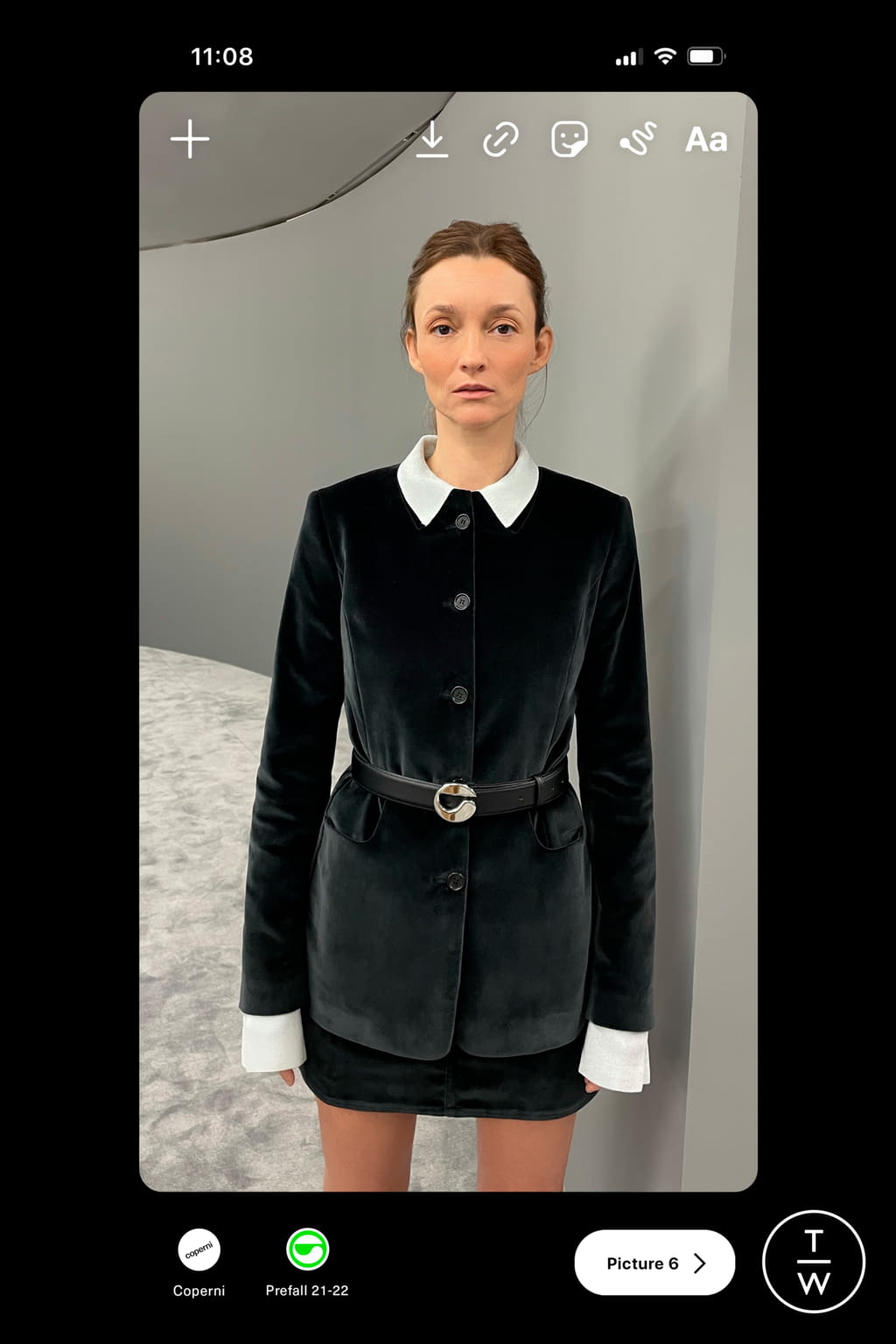 Fashion Week Paris Pre-Fall 2021 look 6 from the Coperni collection 女装
