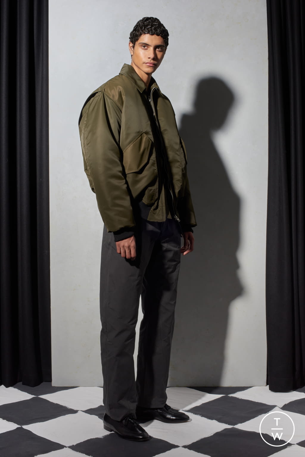 Fashion Week London Fall/Winter 2021 look 6 from the Bianca Saunders collection menswear