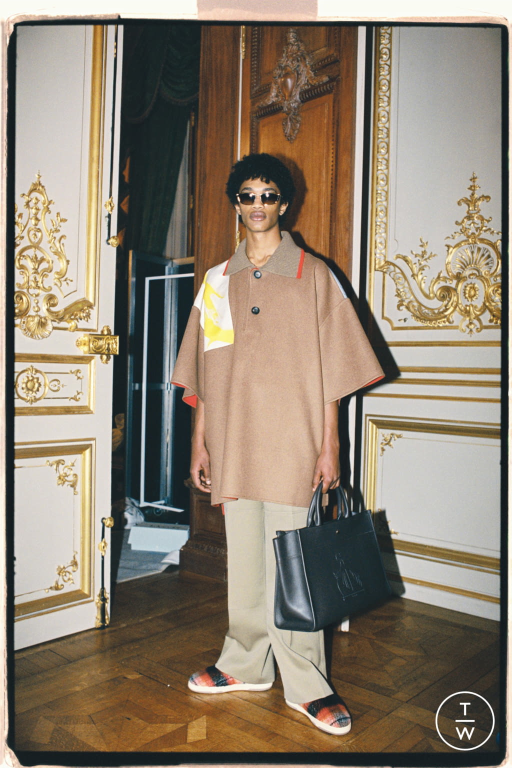 Fashion Week Paris Fall/Winter 2021 look 6 de la collection Lanvin menswear