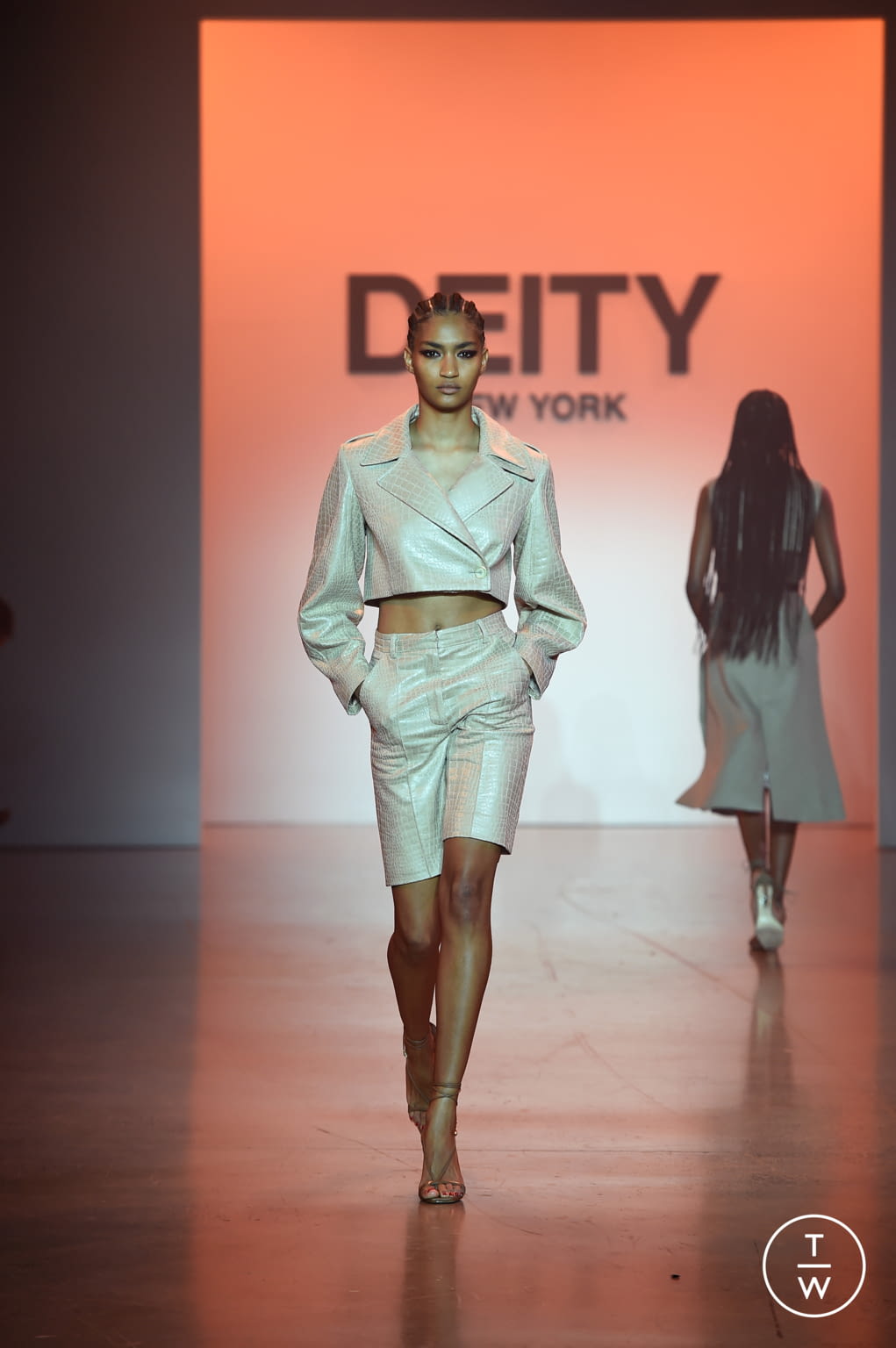 Fashion Week New York Spring/Summer 2022 look 6 from the Deity collection 女装