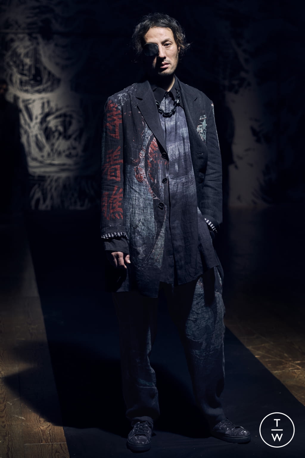 Fashion Week Paris Spring/Summer 2021 look 6 from the Yohji Yamamoto collection menswear