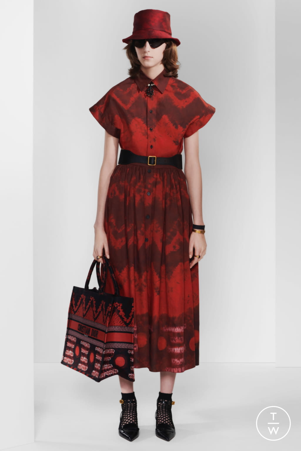 Fashion Week Paris Pre-Fall 2020 look 61 from the Christian Dior collection womenswear