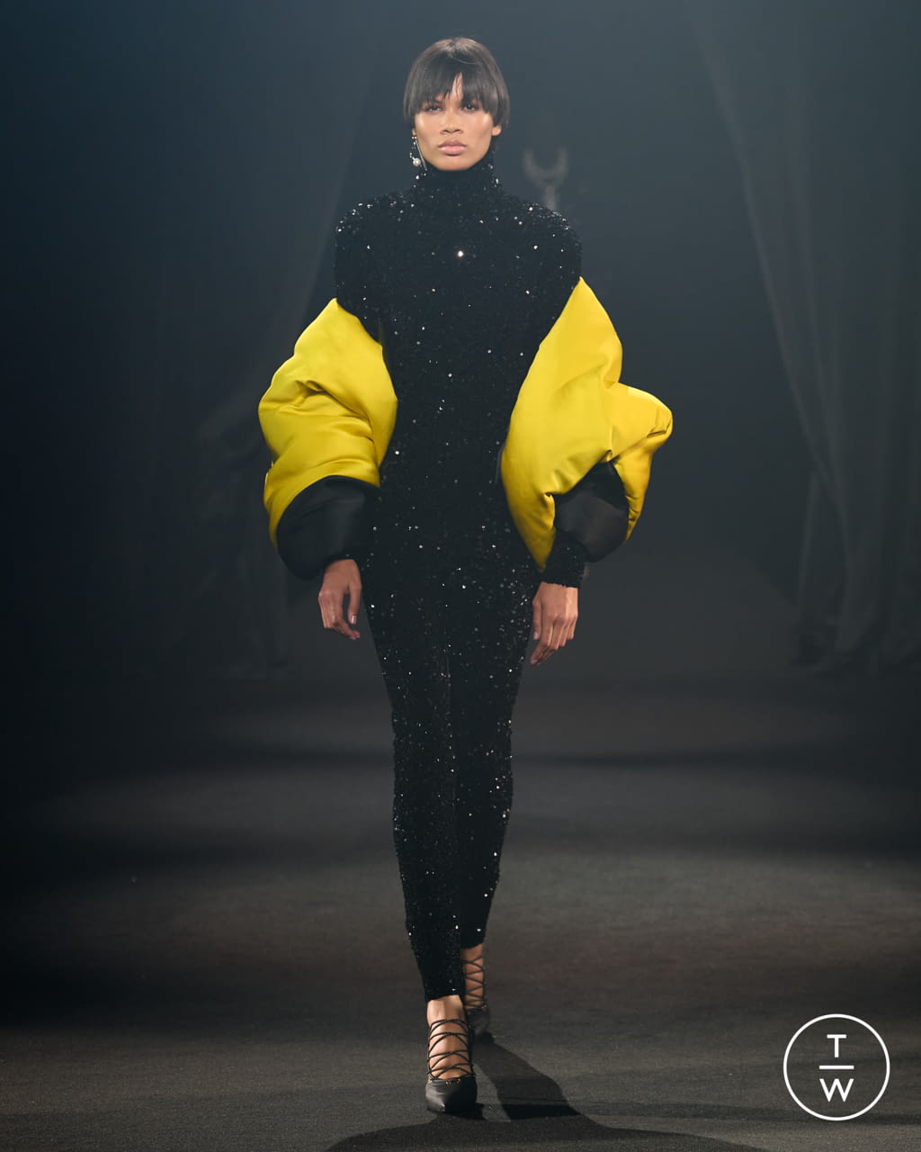 Fashion Week Paris Spring/Summer 2022 look 69 from the AZ Factory collection 女装