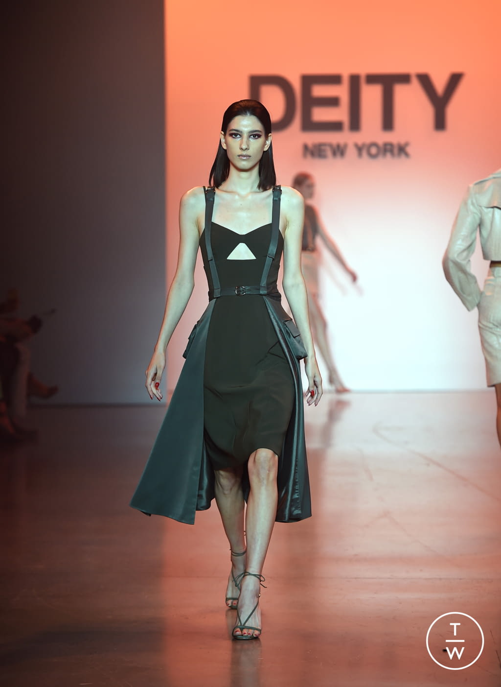 Fashion Week New York Spring/Summer 2022 look 7 from the Deity collection womenswear