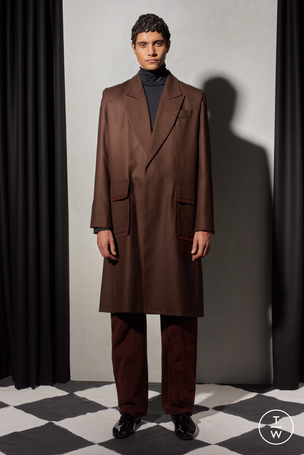 Fashion Week London Fall/Winter 2021 look 8 from the Bianca Saunders collection menswear