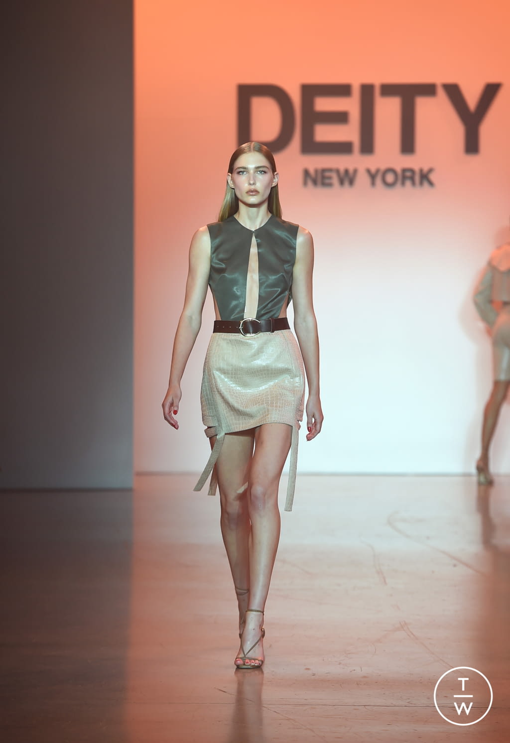 Fashion Week New York Spring/Summer 2022 look 8 from the Deity collection womenswear
