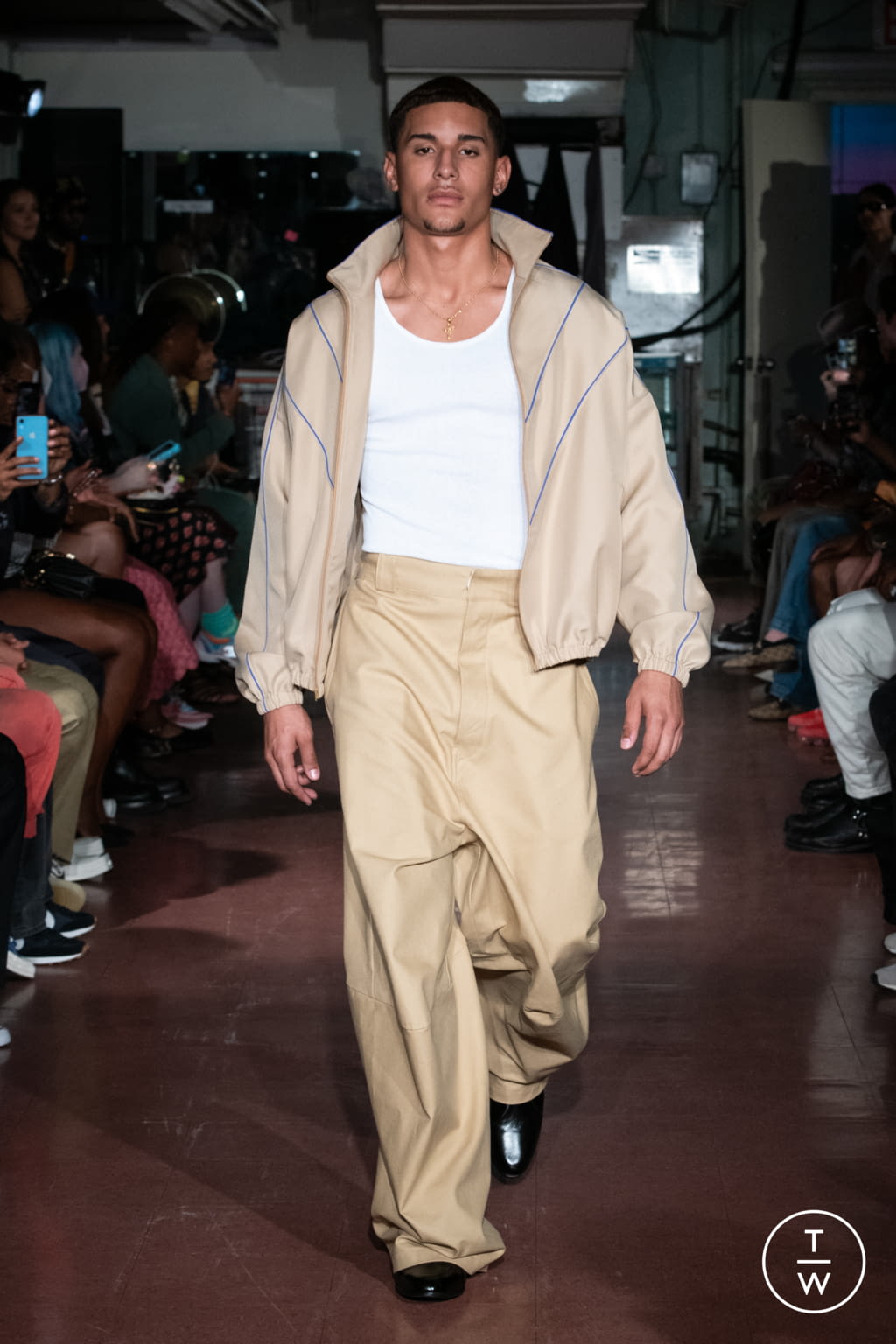 Fashion Week New York Spring/Summer 2022 look 8 from the Willy Chavarria collection menswear