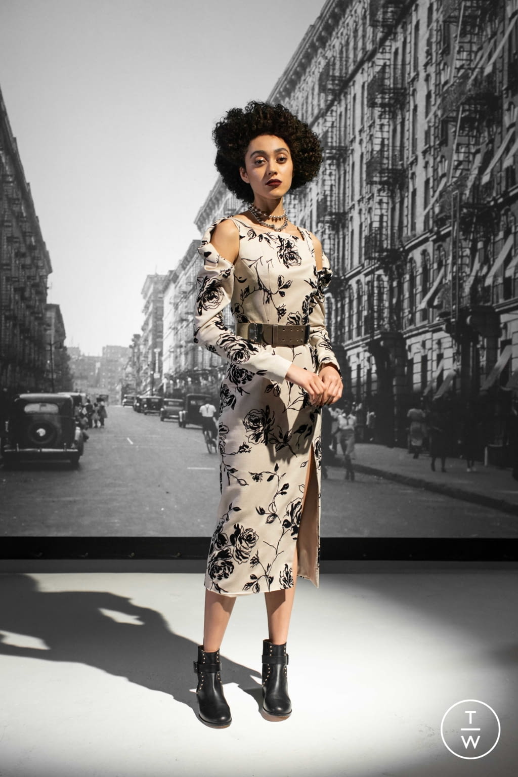 Fashion Week New York Fall/Winter 2021 look 8 de la collection Bibhu Mohapatra womenswear