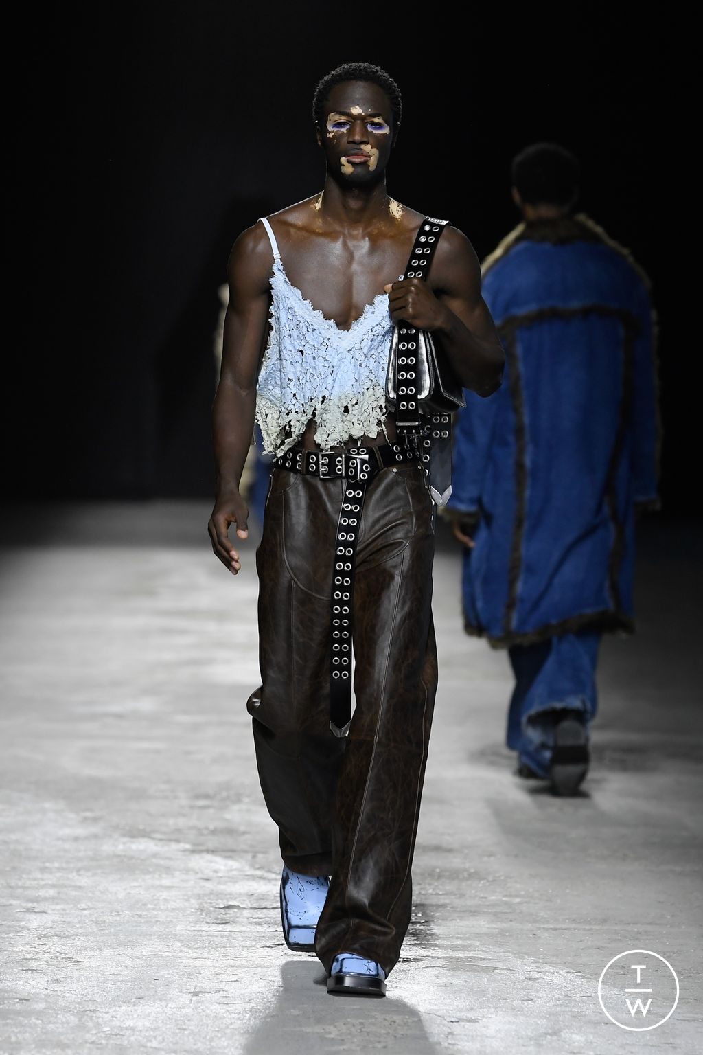 Fashion Week Florence - Pitti Fall/Winter 2024 look 28 de la collection Achilles Ion Gabriel menswear