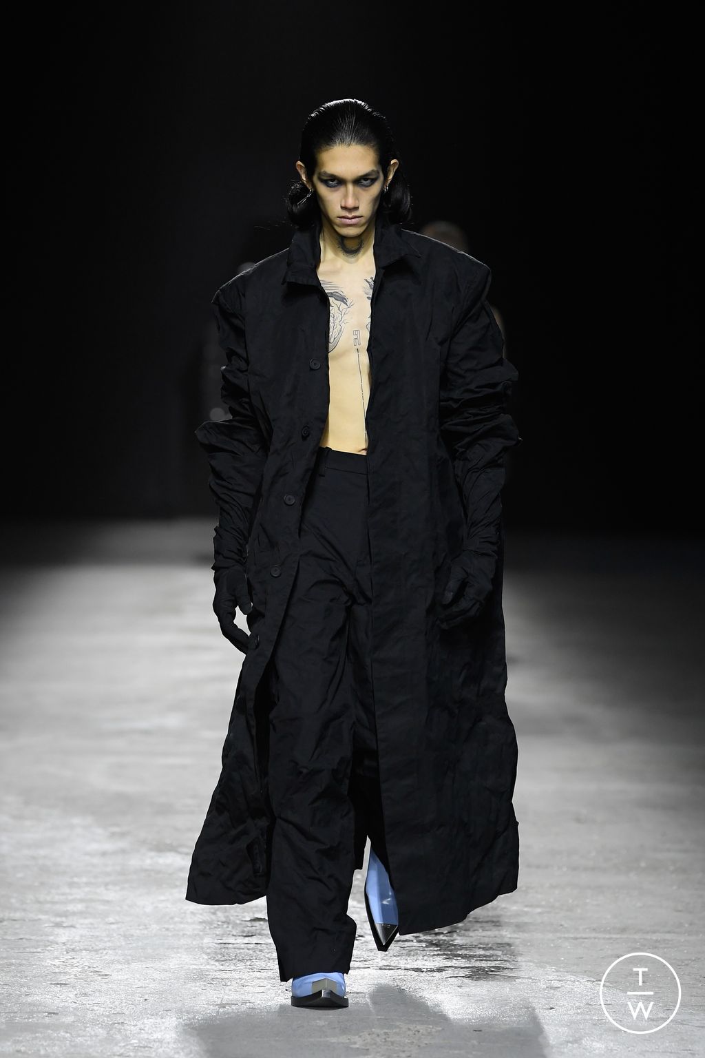 Fashion Week Florence - Pitti Fall/Winter 2024 look 34 from the Achilles Ion Gabriel collection 男装