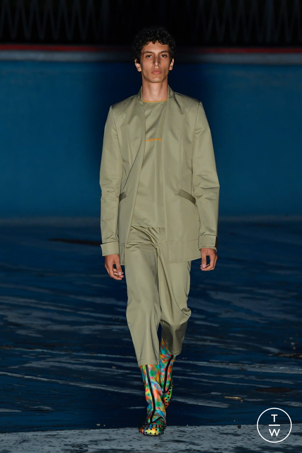 Fashion Week Milan Spring/Summer 2021 look 4 from the Sunnei collection 女装