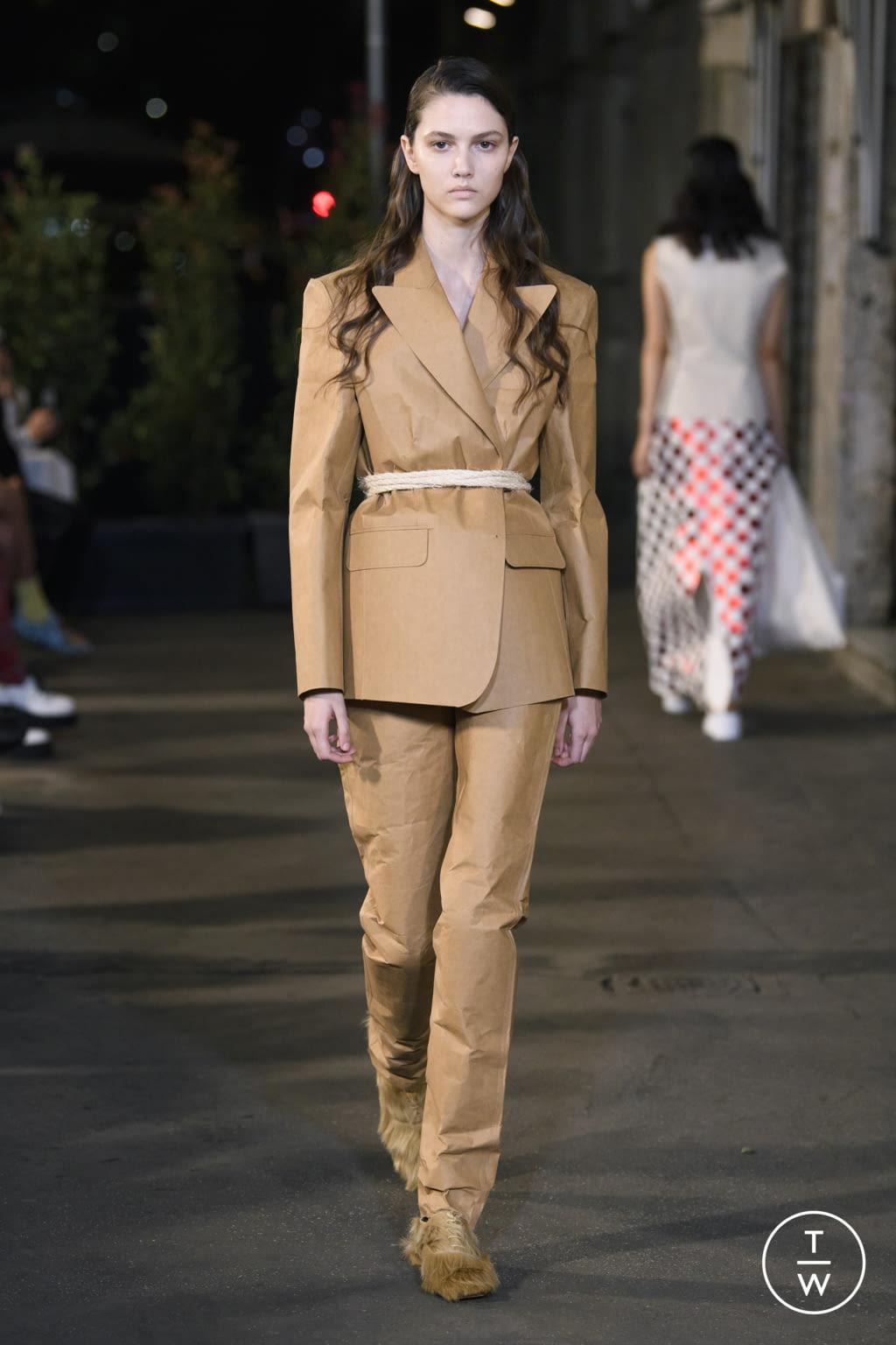 Fashion Week Milan Spring/Summer 2022 look 12 from the MM6 collection 女装