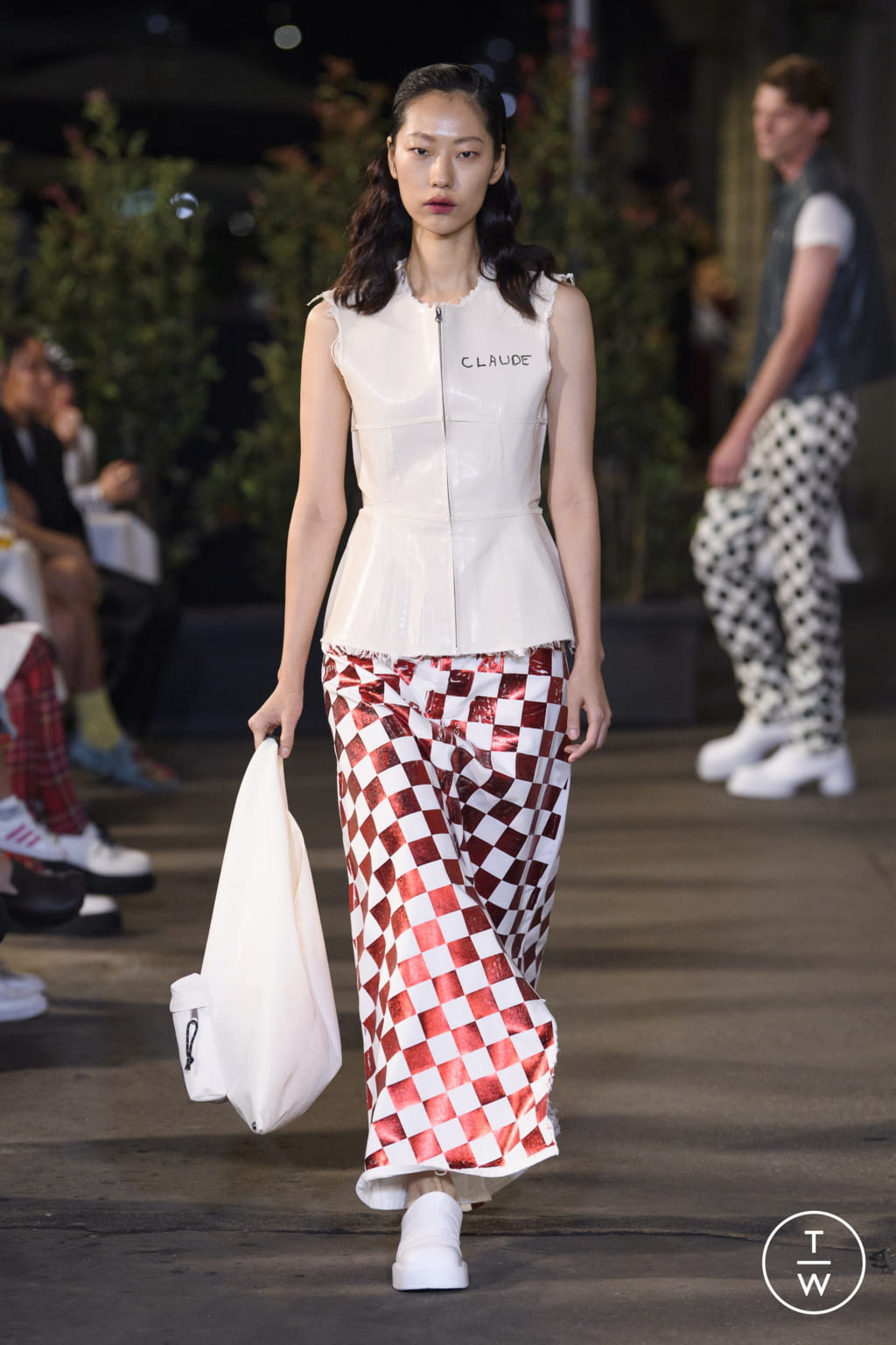 Fashion Week Milan Spring/Summer 2022 look 13 from the MM6 collection womenswear