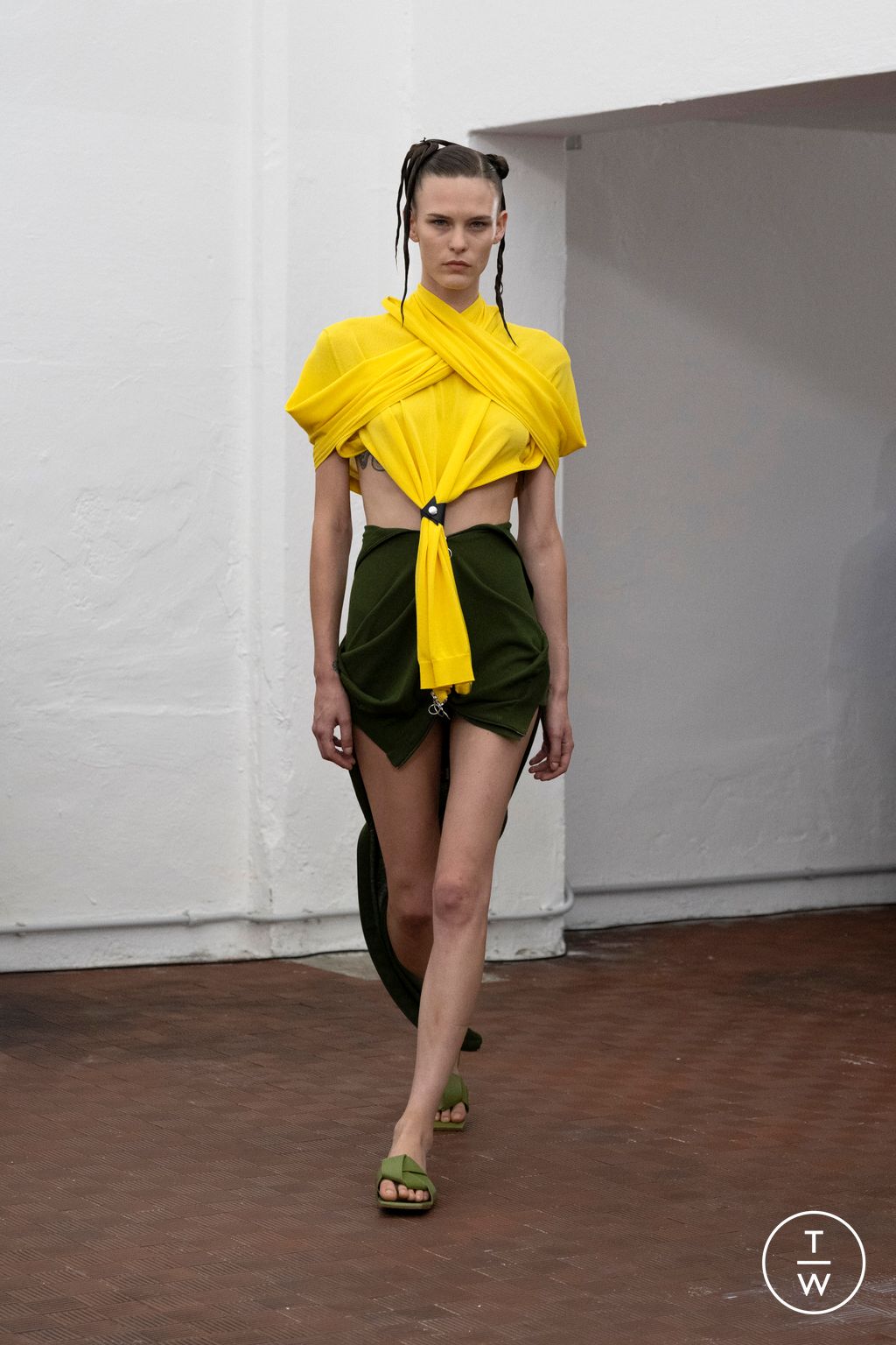 Fashion Week Milan Spring/Summer 2026 look 15 de la collection Setchu menswear