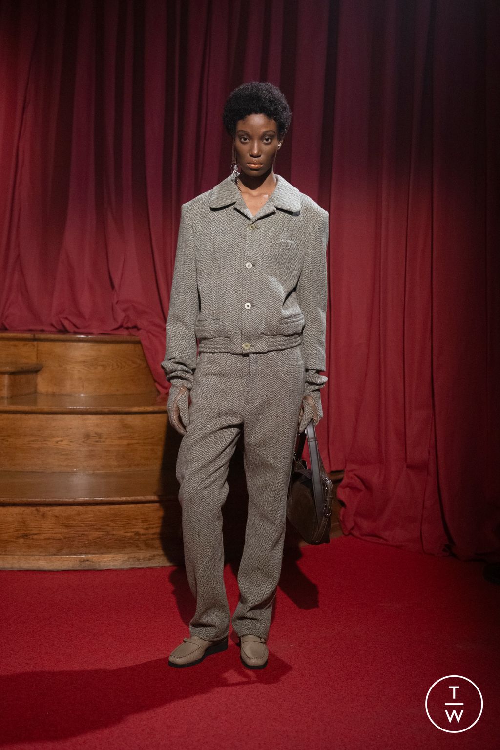 Fashion Week Paris Fall/Winter 2026 look 15 de la collection Magliano menswear