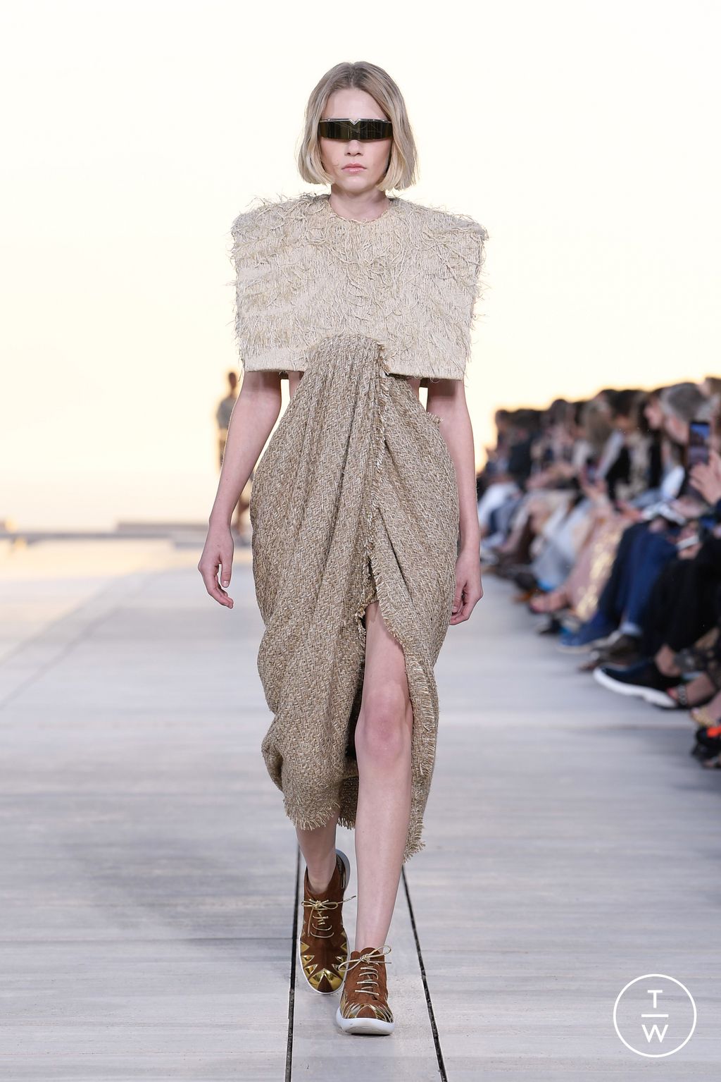 Fashion Week Paris Resort 2023 look 15 de la collection Louis Vuitton womenswear