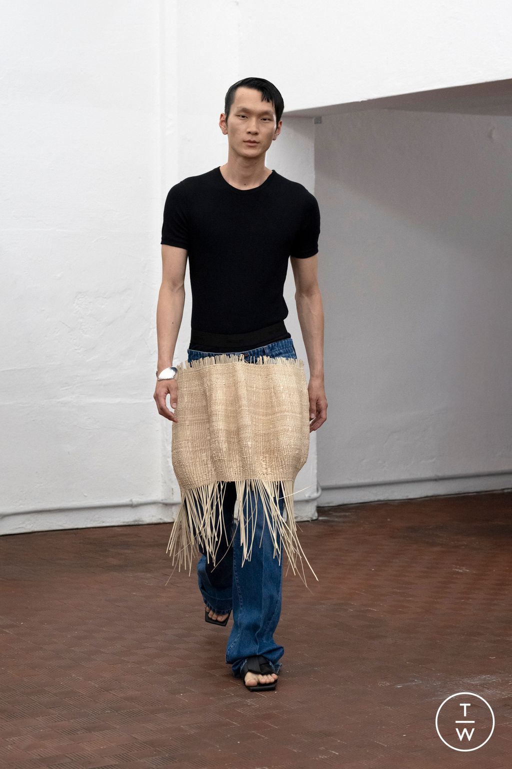 Fashion Week Milan Spring/Summer 2026 look 17 de la collection Setchu menswear