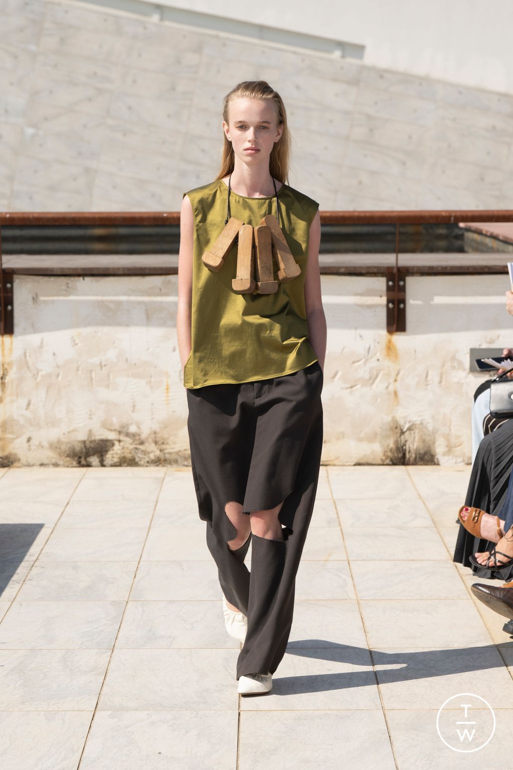 Fashion Week Florence - Pitti Spring/Summer 2026 look 24 from the Niccolò Pasqualetti collection menswear