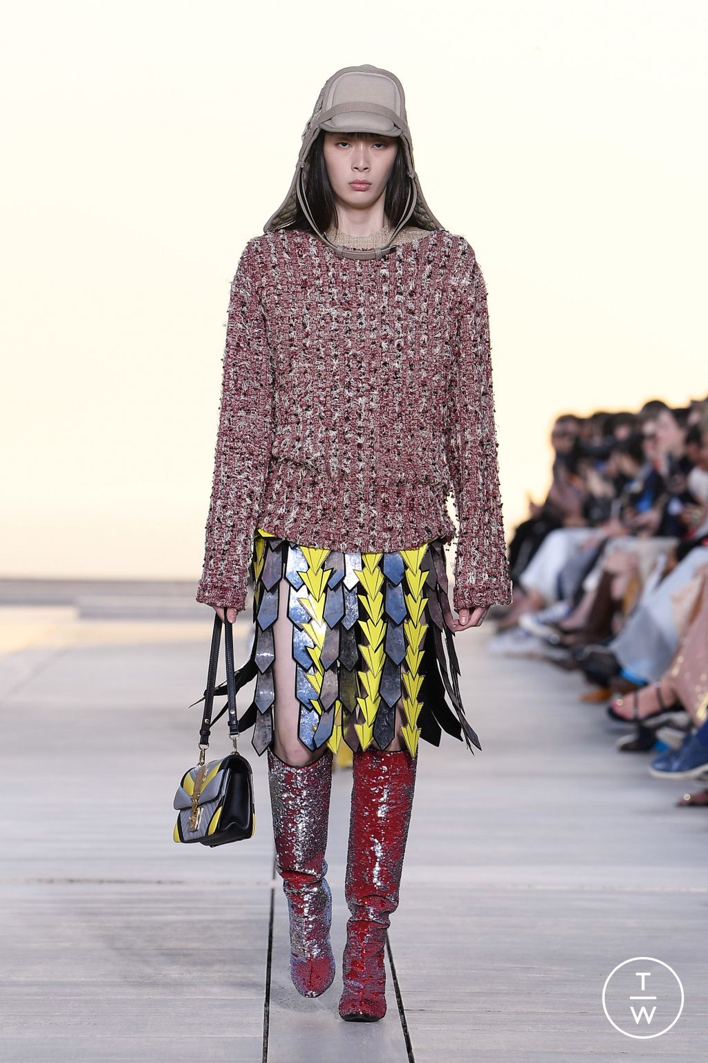 Fashion Week Paris Resort 2023 look 24 from the Louis Vuitton collection womenswear