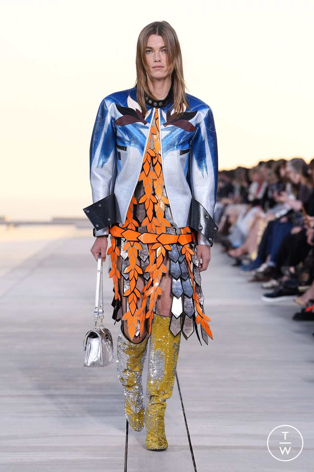 Fashion Week Paris Resort 2023 look 25 from the Louis Vuitton collection womenswear
