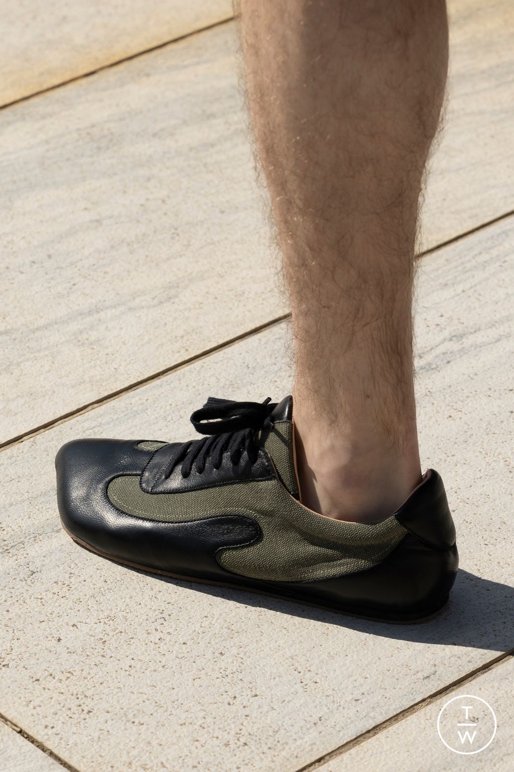 Fashion Week Florence - Pitti Spring/Summer 2026 look 22 from the Niccolò Pasqualetti collection 男装配饰