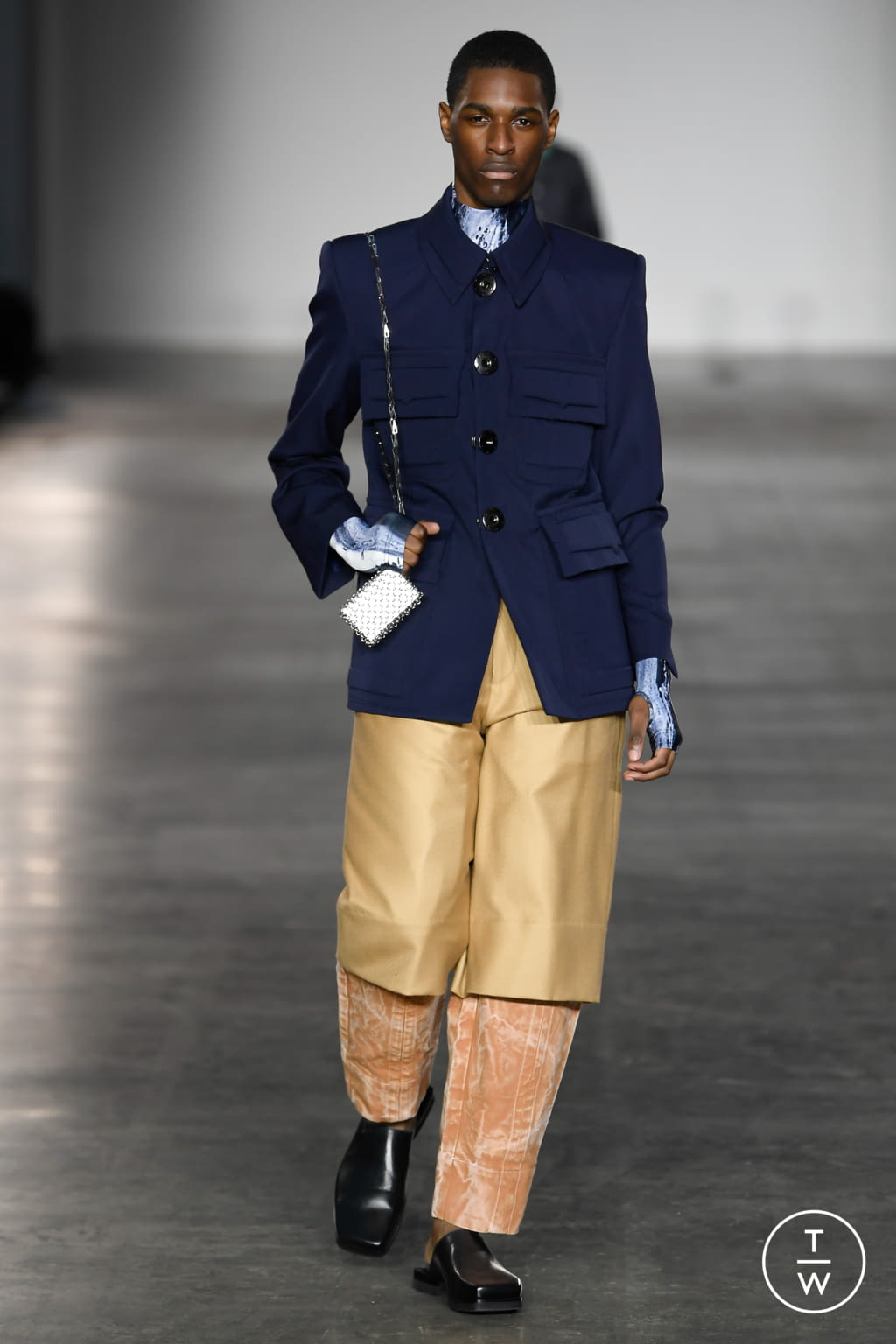 Fashion Week London Fall/Winter 2020 look 38 from the Pronounce collection 男装