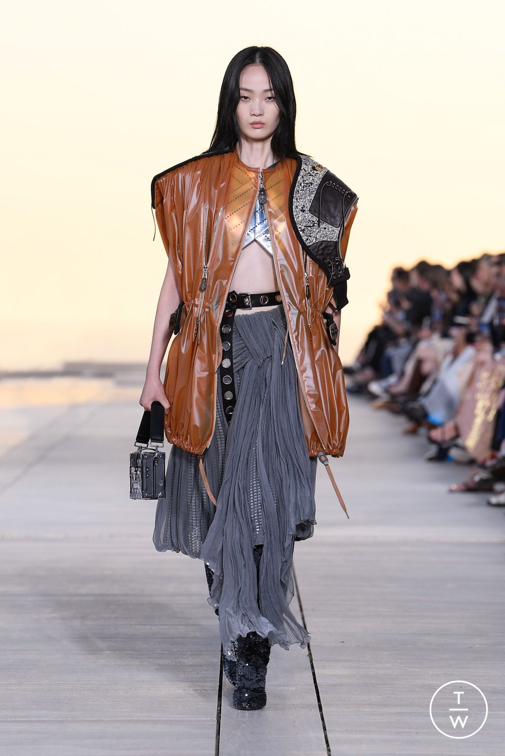 Fashion Week Paris Resort 2023 look 45 from the Louis Vuitton collection 女装