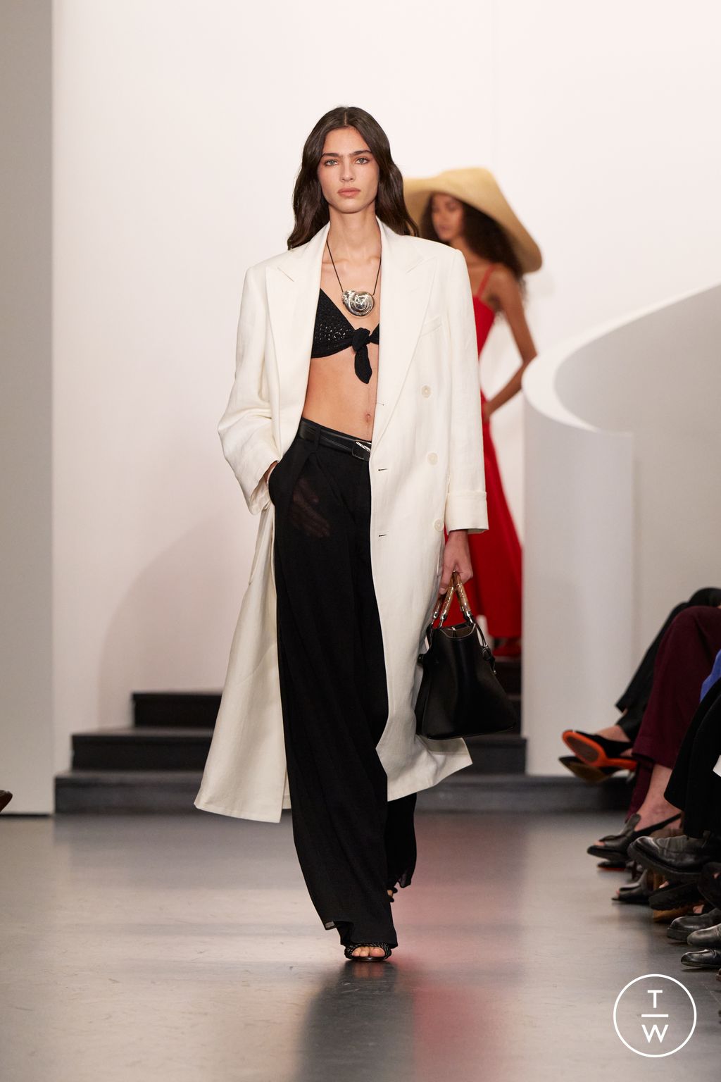 Fashion Week New York Spring/Summer 2026 look 1 de la collection Ralph Lauren womenswear