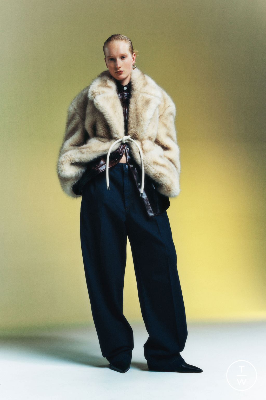 Fashion Week Milan Pre-Fall 2025 look 1 from the Sportmax collection womenswear