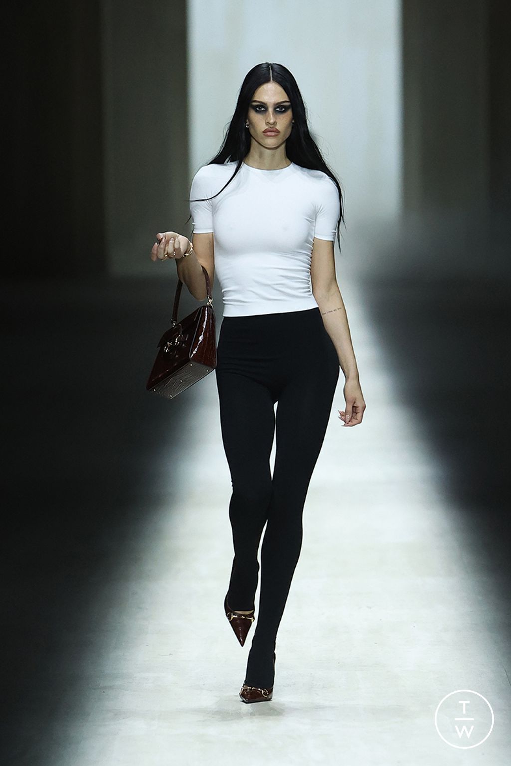 Fashion Week Milan Fall/Winter 2026 look 18 from the Gucci collection womenswear