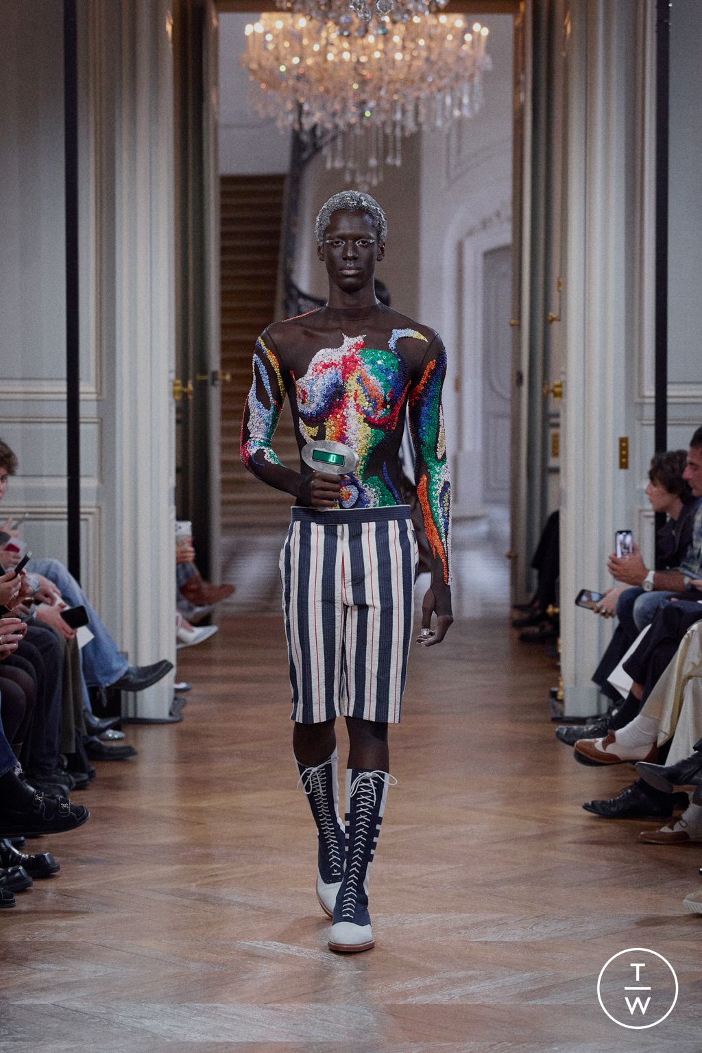 Fashion Week Paris Spring/Summer 2026 look 25 from the Thom Browne collection 女装