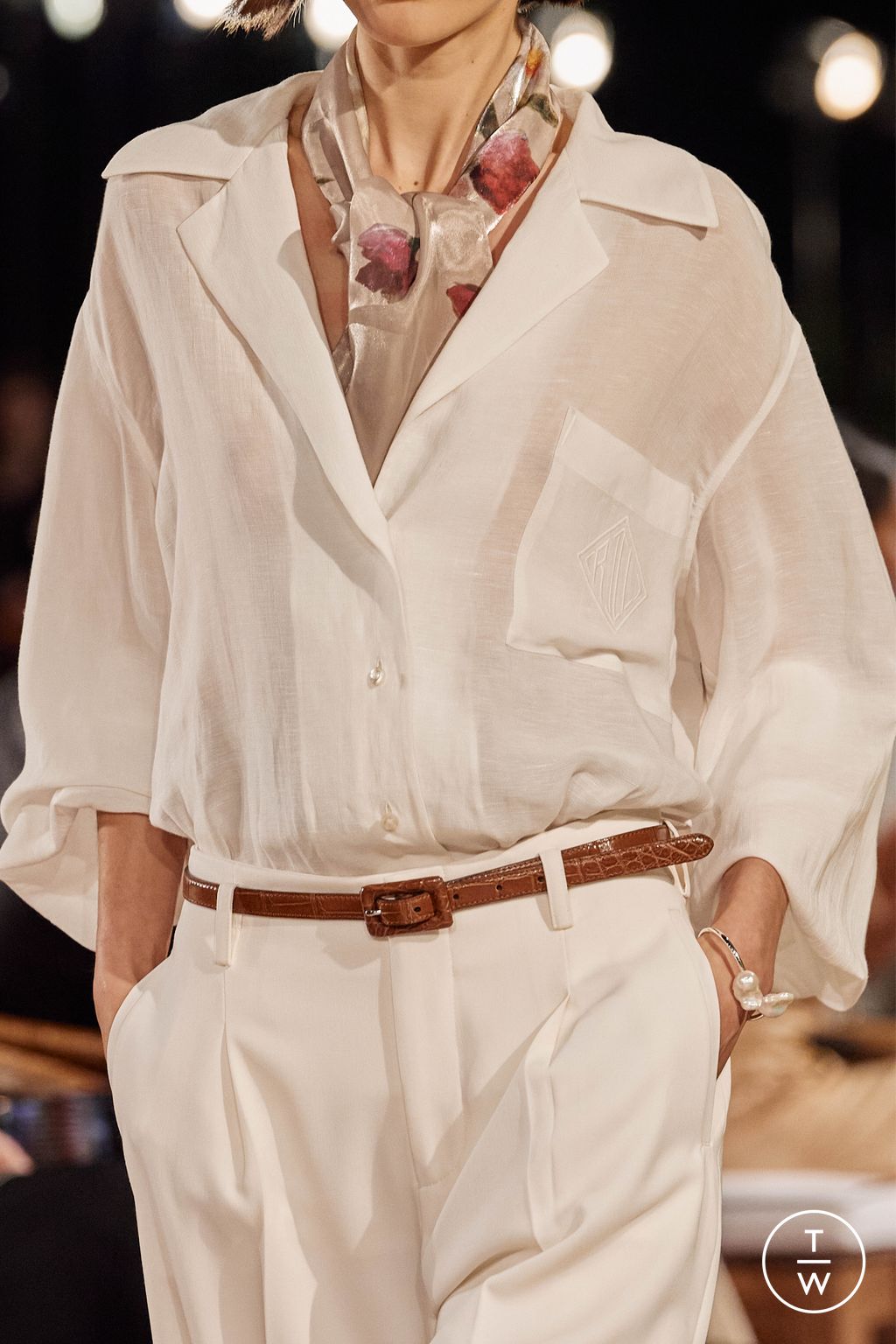 Fashion Week New York Spring/Summer 2023 look 26 from the Ralph Lauren collection 女装配饰