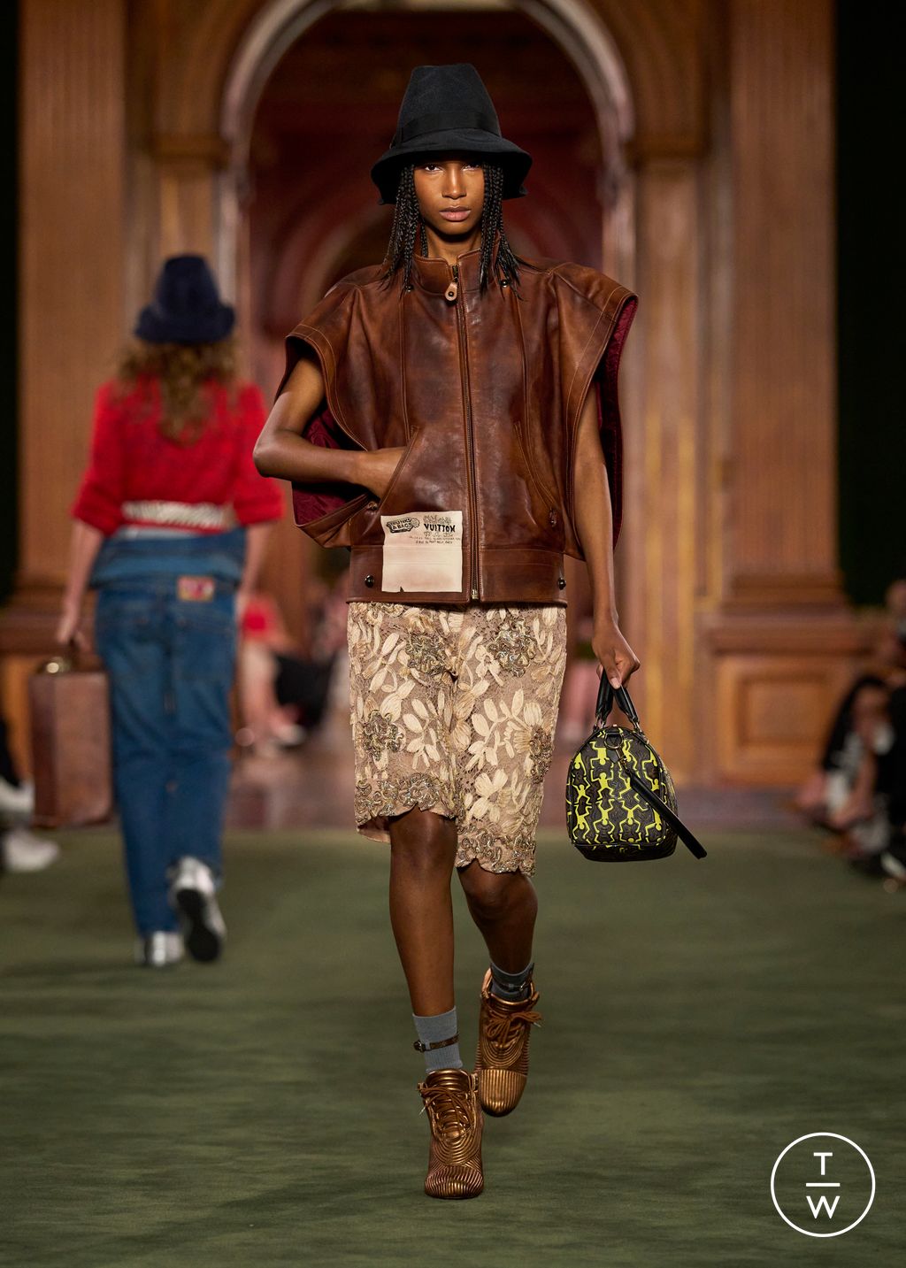 Fashion Week Paris Resort 2027 look 3 from the Louis Vuitton collection womenswear