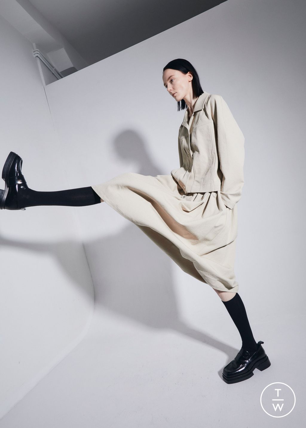 Fashion Week Paris Pre-Fall 2023 look 8 from the Dawei collection womenswear