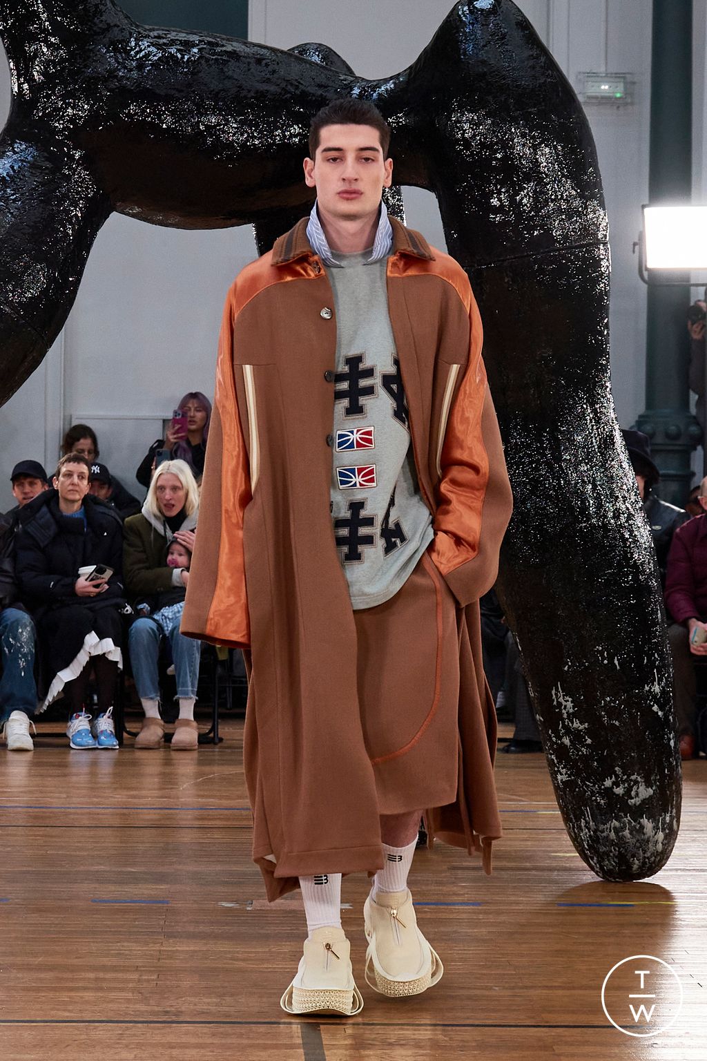 Fashion Week Paris Fall/Winter 2023 look 4 from the Namesake collection menswear