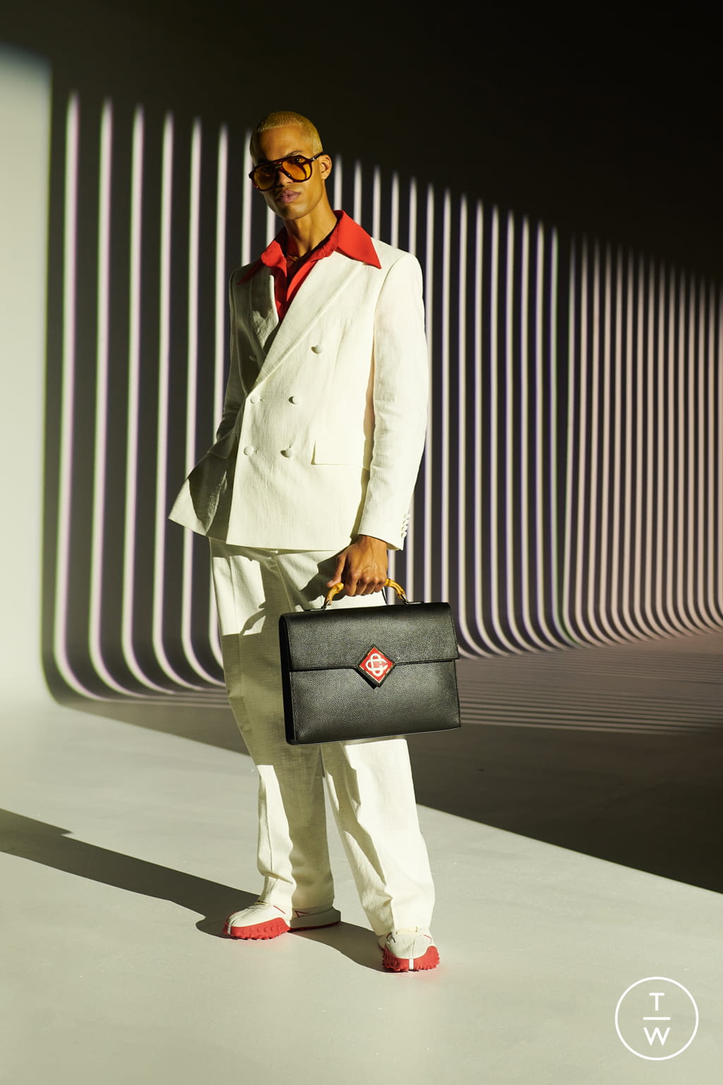 Fashion Week Paris Spring/Summer 2022 look 40 from the Casablanca collection menswear