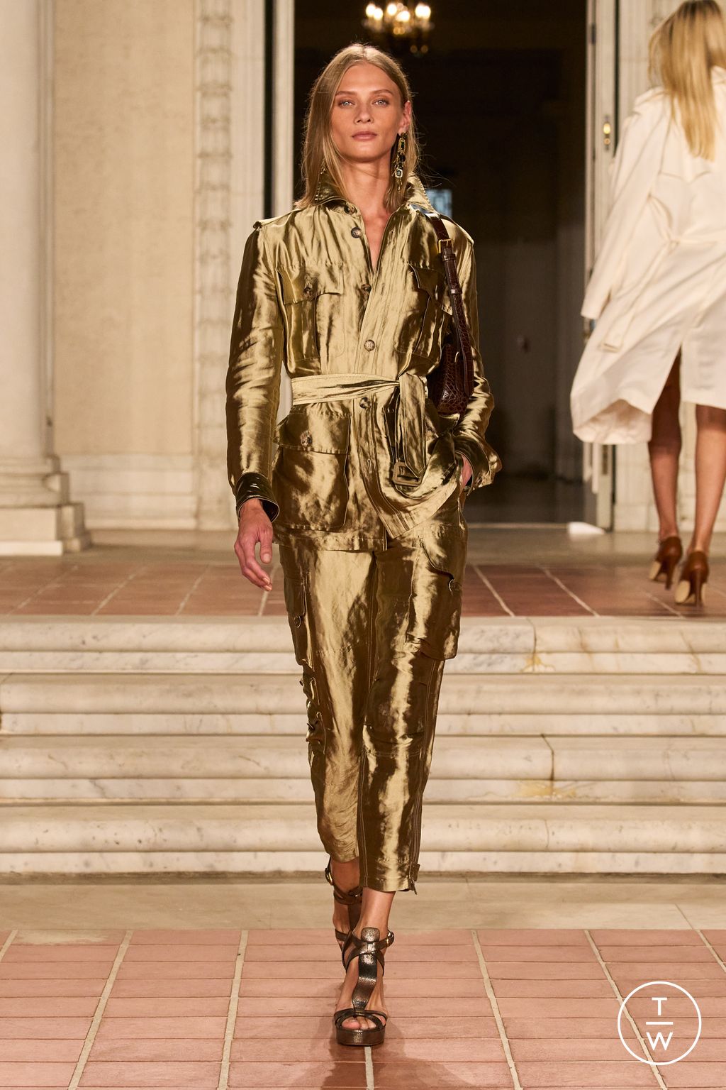 Fashion Week New York Spring/Summer 2023 look 42 from the Ralph Lauren collection womenswear