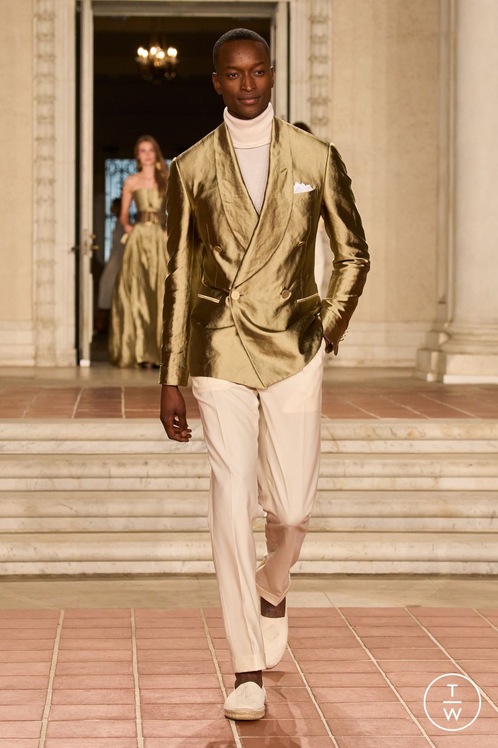 Fashion Week New York Spring/Summer 2023 look 43 from the Ralph Lauren collection womenswear