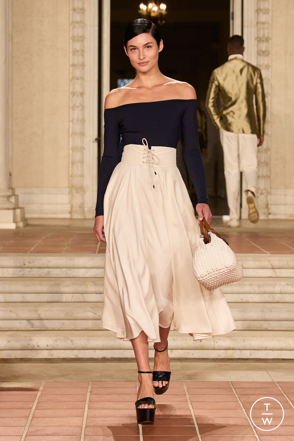 Fashion Week New York Spring/Summer 2023 look 51 from the Ralph Lauren collection womenswear