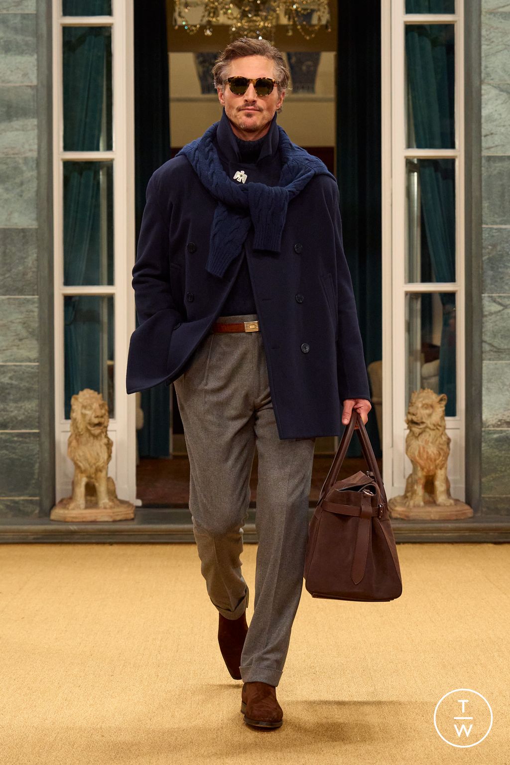 Fashion Week Milan Fall/Winter 2026 look 57 de la collection Ralph Lauren Purple Label menswear