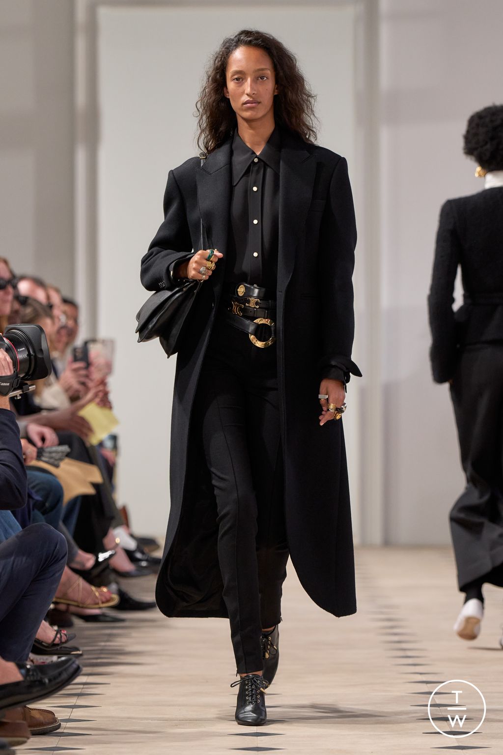 Fashion Week Paris Spring/Summer 2026 look 6 from the Celine collection menswear