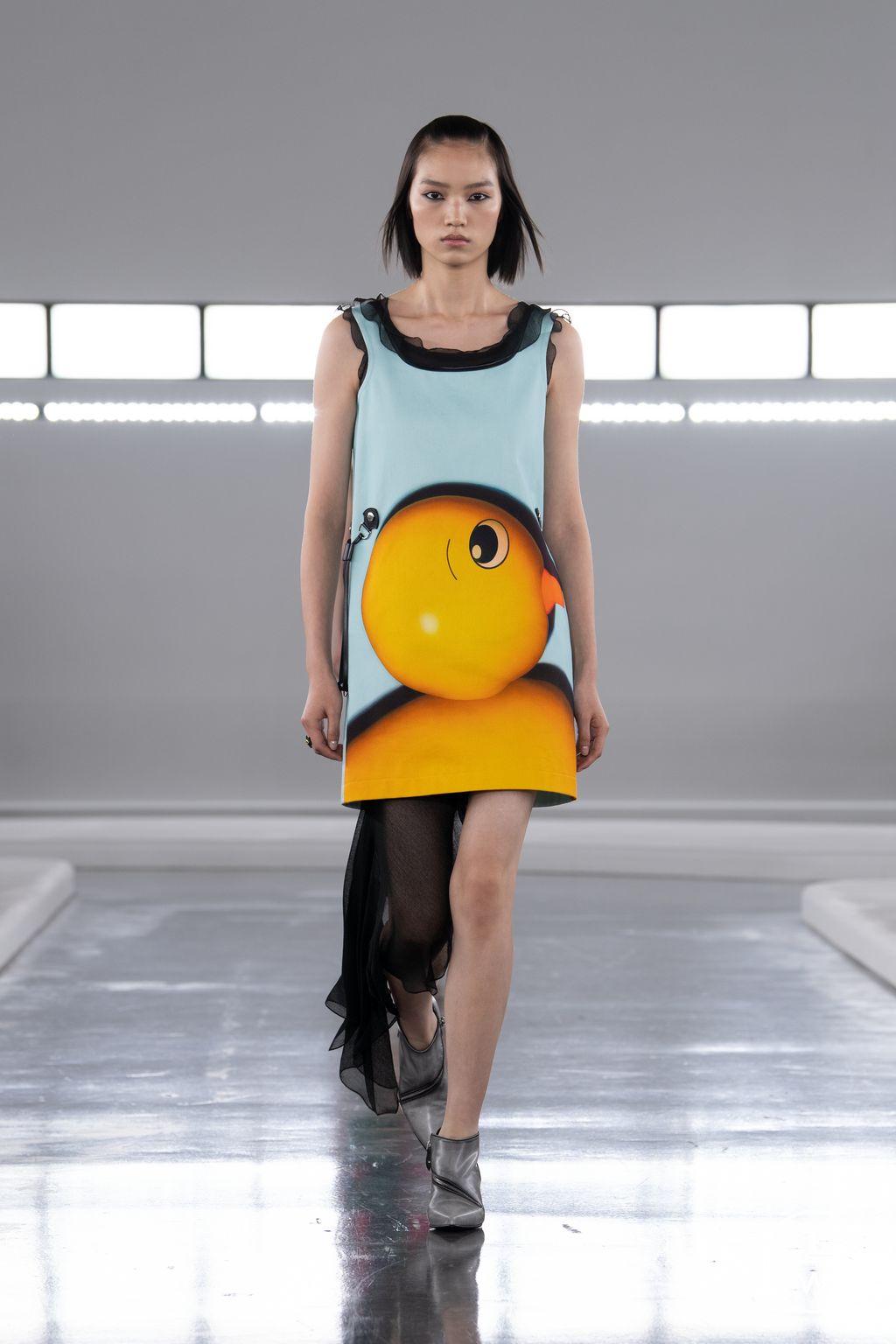 Fashion Week Paris Pre-Fall 2024 look 6 de la collection Louis Vuitton womenswear