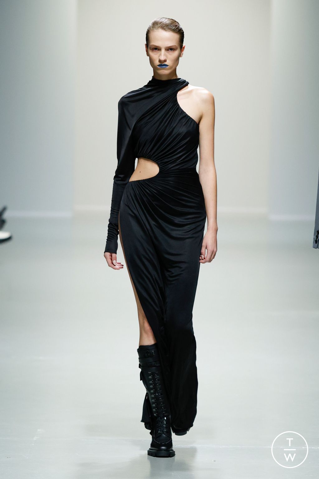 Fashion Week Paris Spring-Summer 2025 look 7 from the Atlein collection womenswear