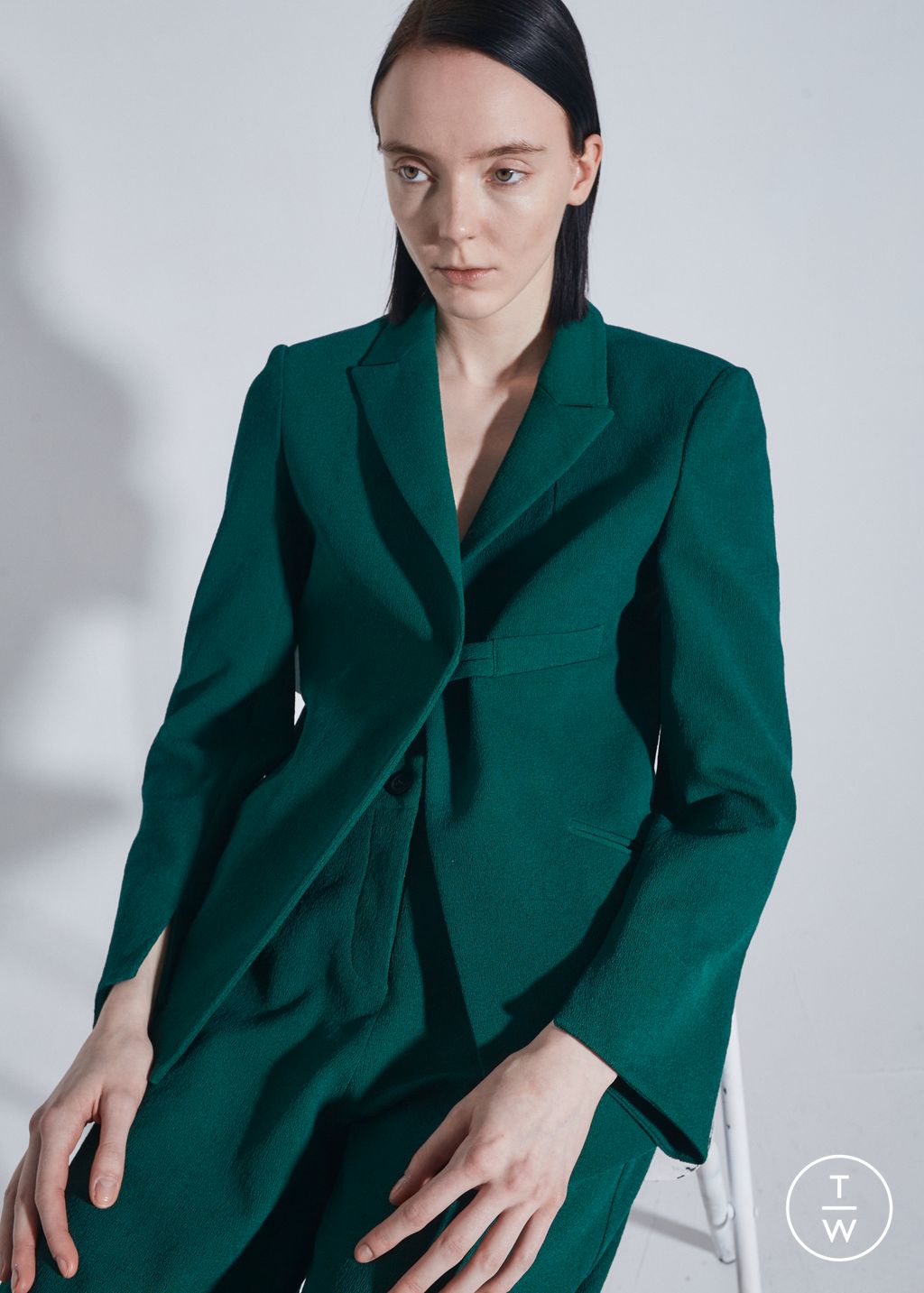 Fashion Week Paris Pre-Fall 2023 look 12 from the Dawei collection womenswear