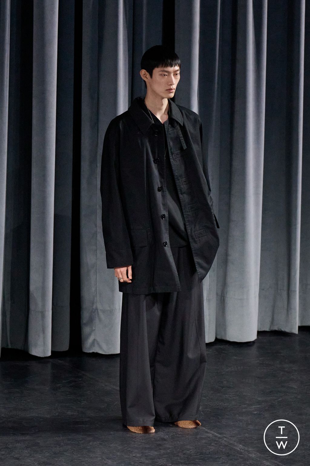 Fashion Week Paris Fall/Winter 2026 look 7 de la collection Lemaire menswear