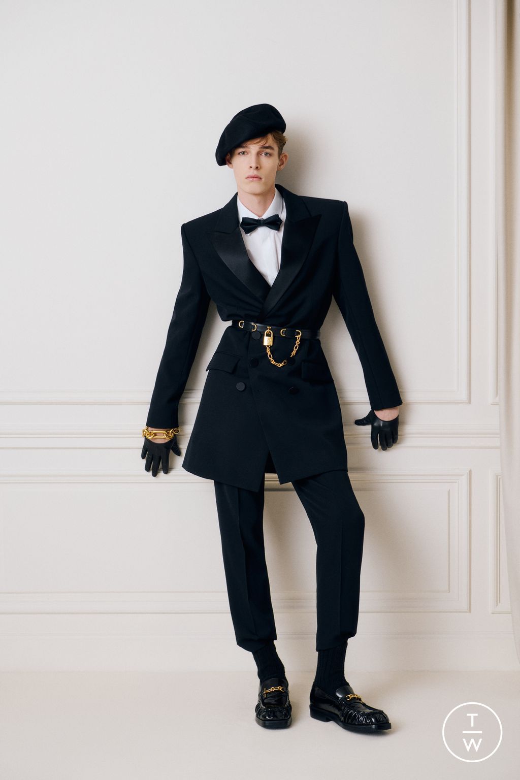 Fashion Week Paris Pre-Fall 2025 look 7 de la collection Balmain menswear
