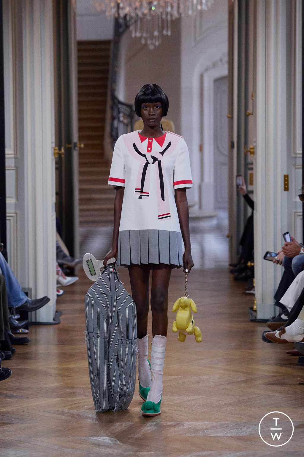 Fashion Week Paris Spring/Summer 2026 look 8 de la collection Thom Browne womenswear