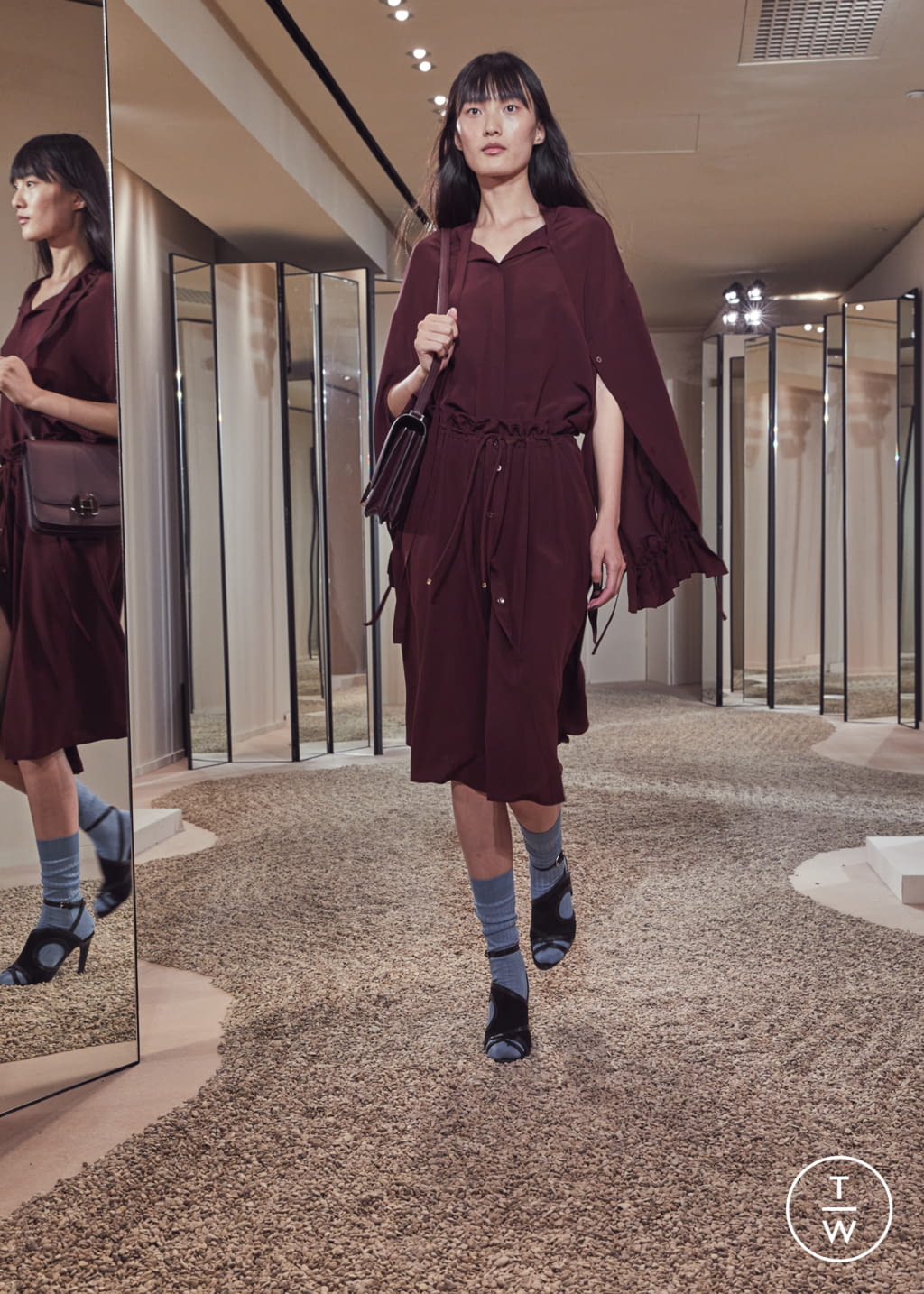 Fashion Week Paris Resort 2018 look 8 from the Hermès collection womenswear