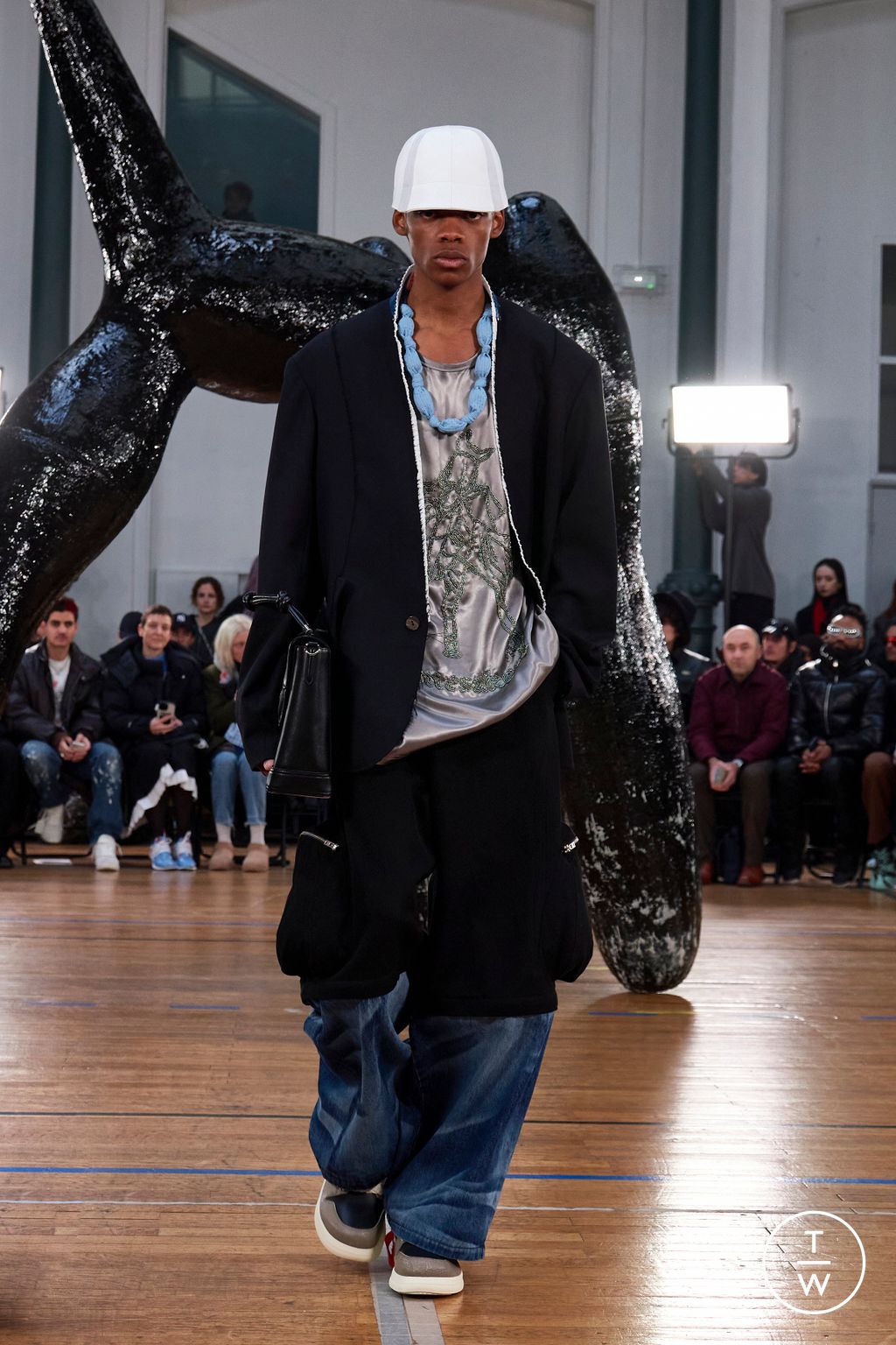 Fashion Week Paris Fall/Winter 2023 look 9 from the Namesake collection menswear